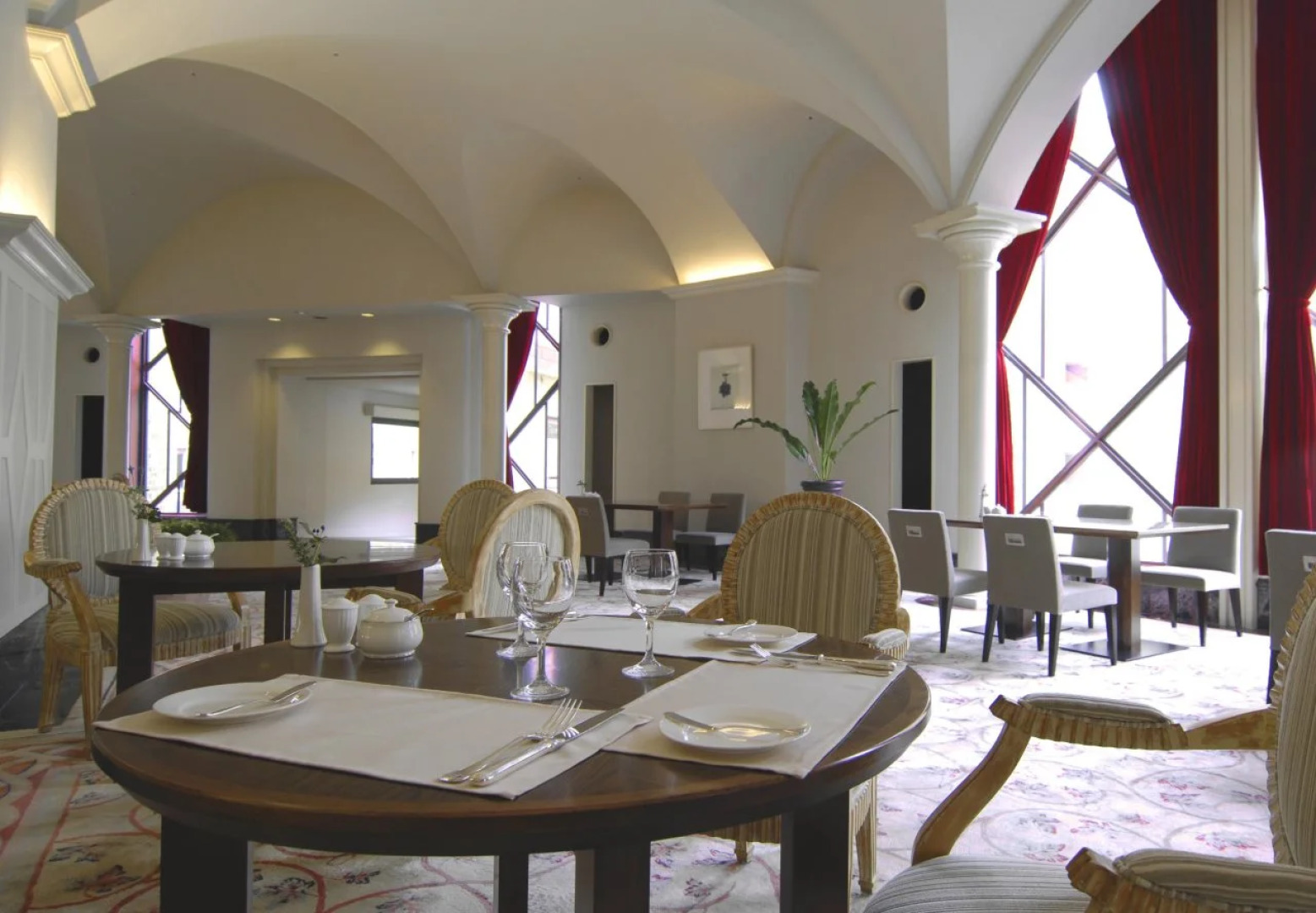 Royal Oak Hotel Spa & Gardens