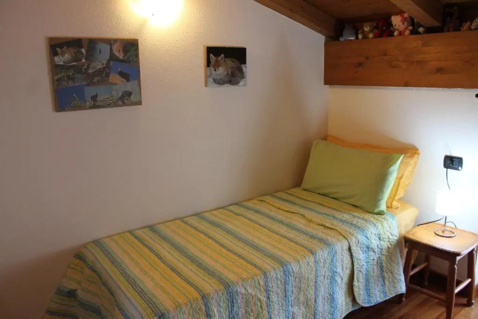 Balcony Lake View Apartment