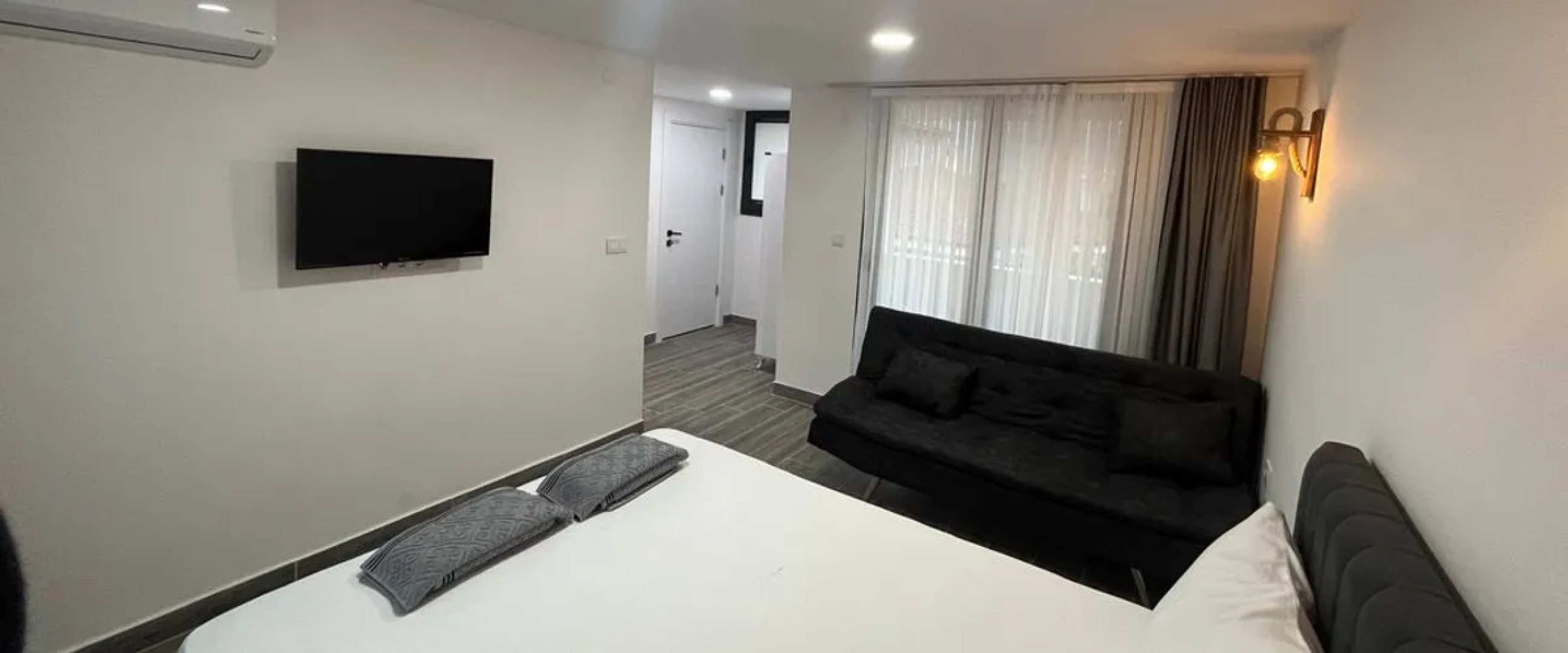 Akçapınar Altın Konakları