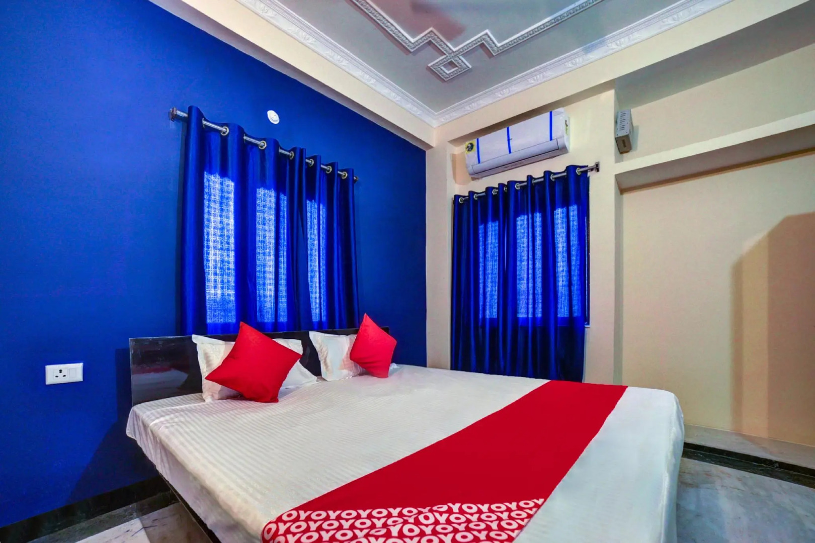 OYO Flagship 83165 Hotel Om Shanti