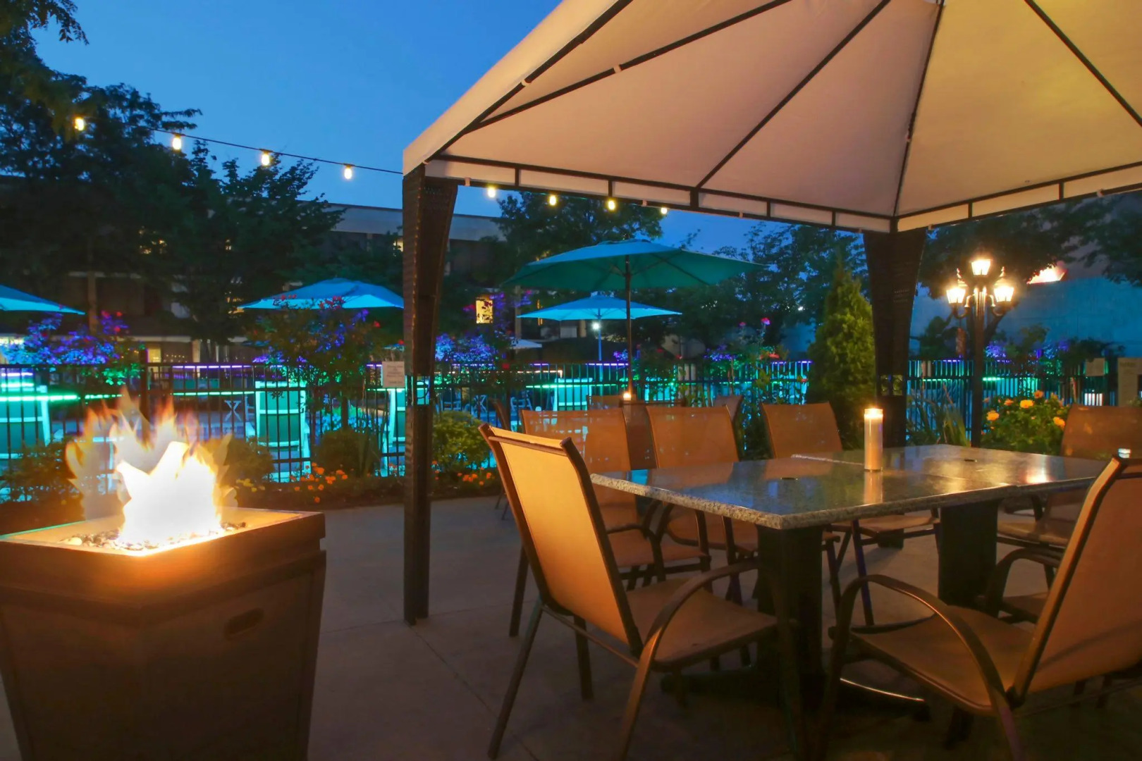 Holiday Inn Westbury - Long Island by IHG