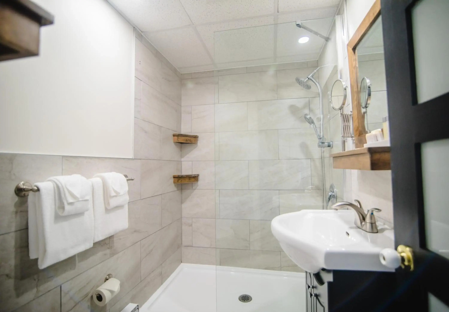 Riôtel Carleton-sur-Mer