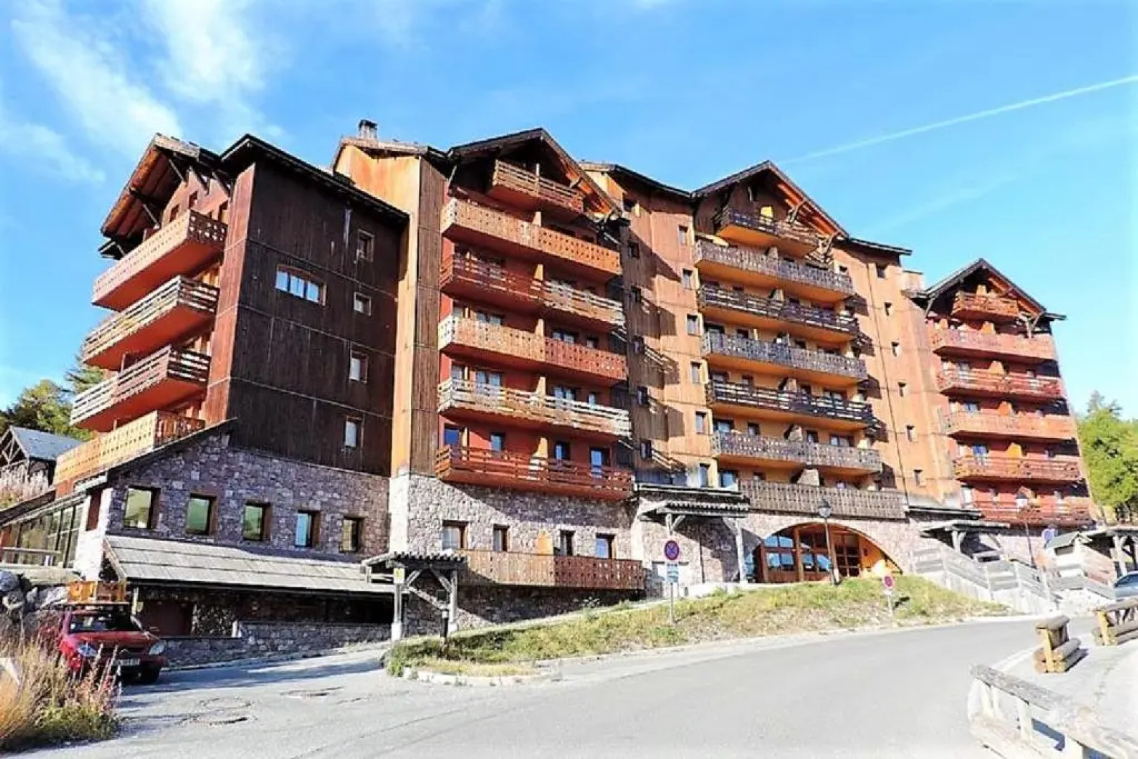 CASA Sylvie Piscine Sauna Pied des pistes 8 pers