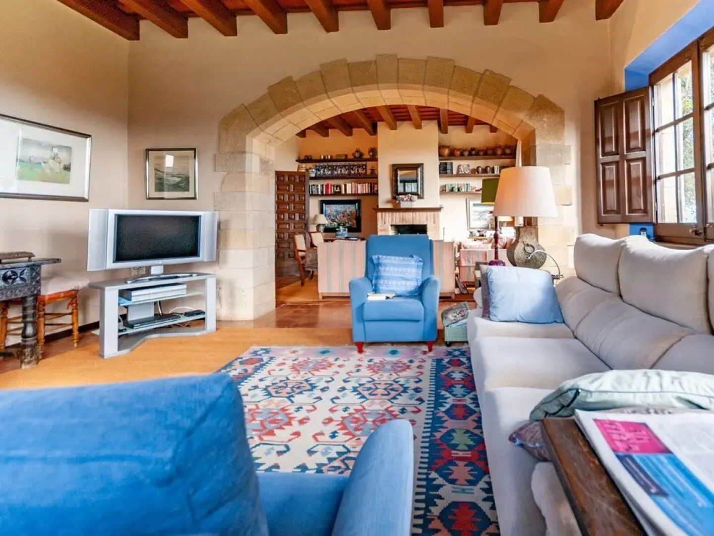 Completely Renovated Stone Farmhouse for 8 With Private Swimming Pool