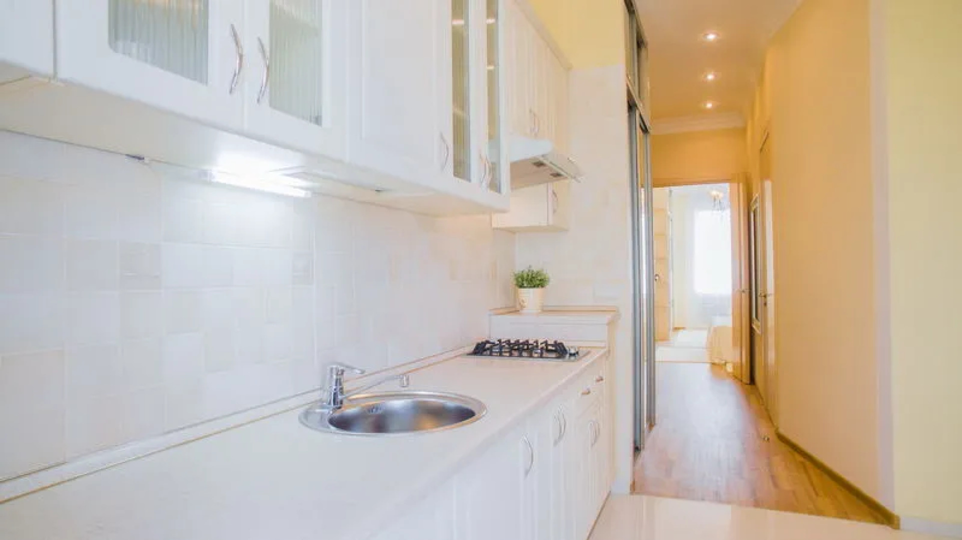 Апартаменты на пр Независимости 18