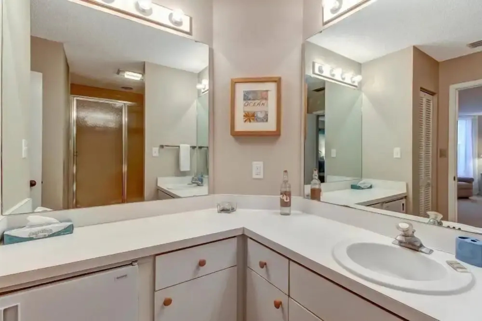 2354/56-courtside Villas