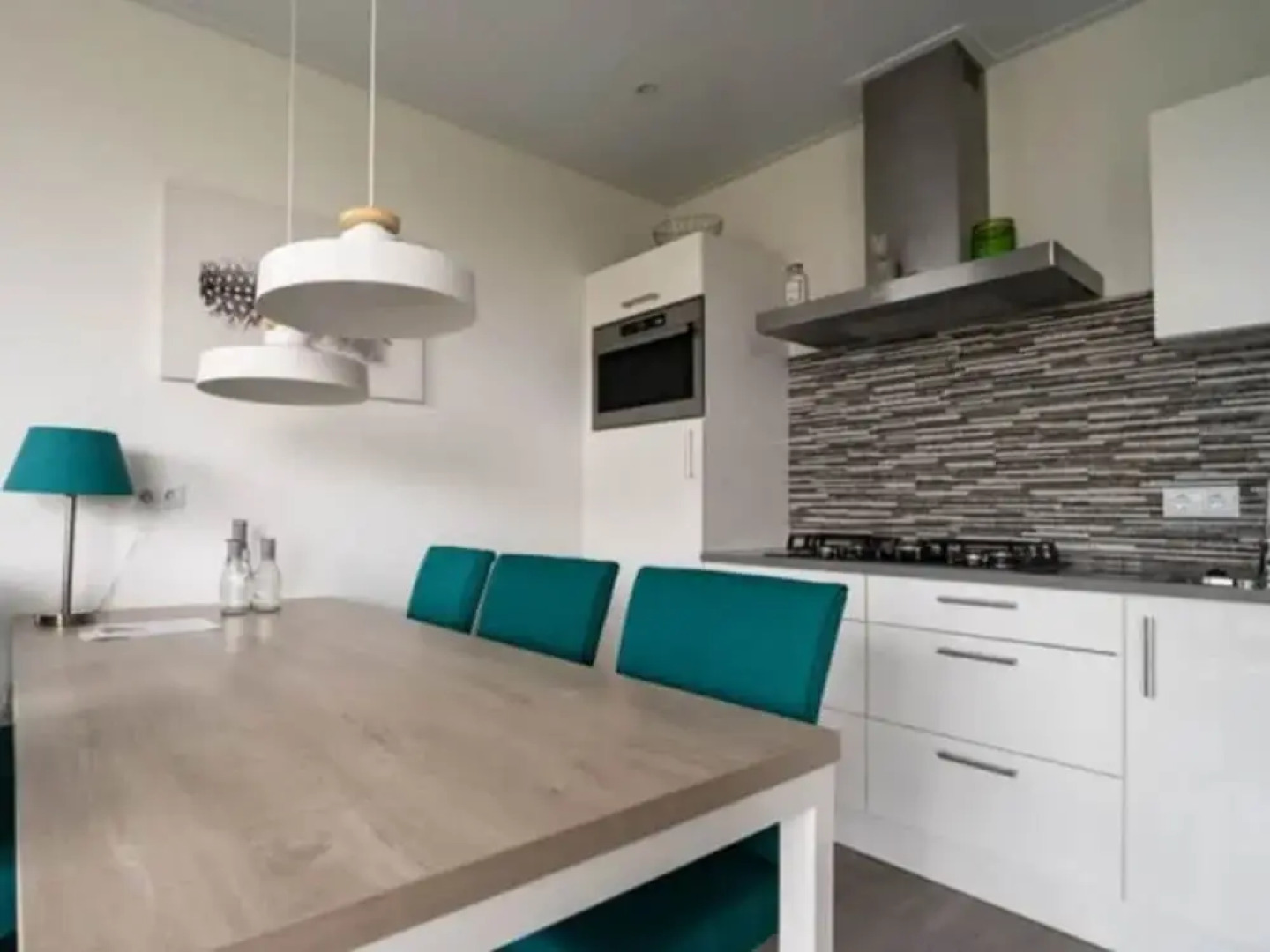 Well-kept Chalet on the Water