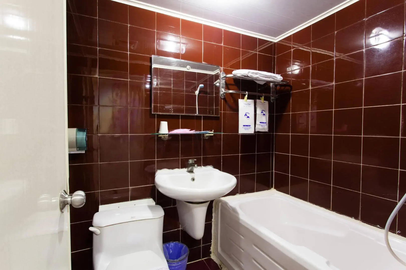 Ruei Gung Business Hotel