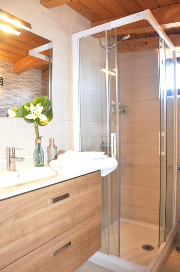 House with 2 Bedrooms in Los Silos, with Wonderful Sea View, Furnished Terrace And Wifi - 5 Km From the Beach