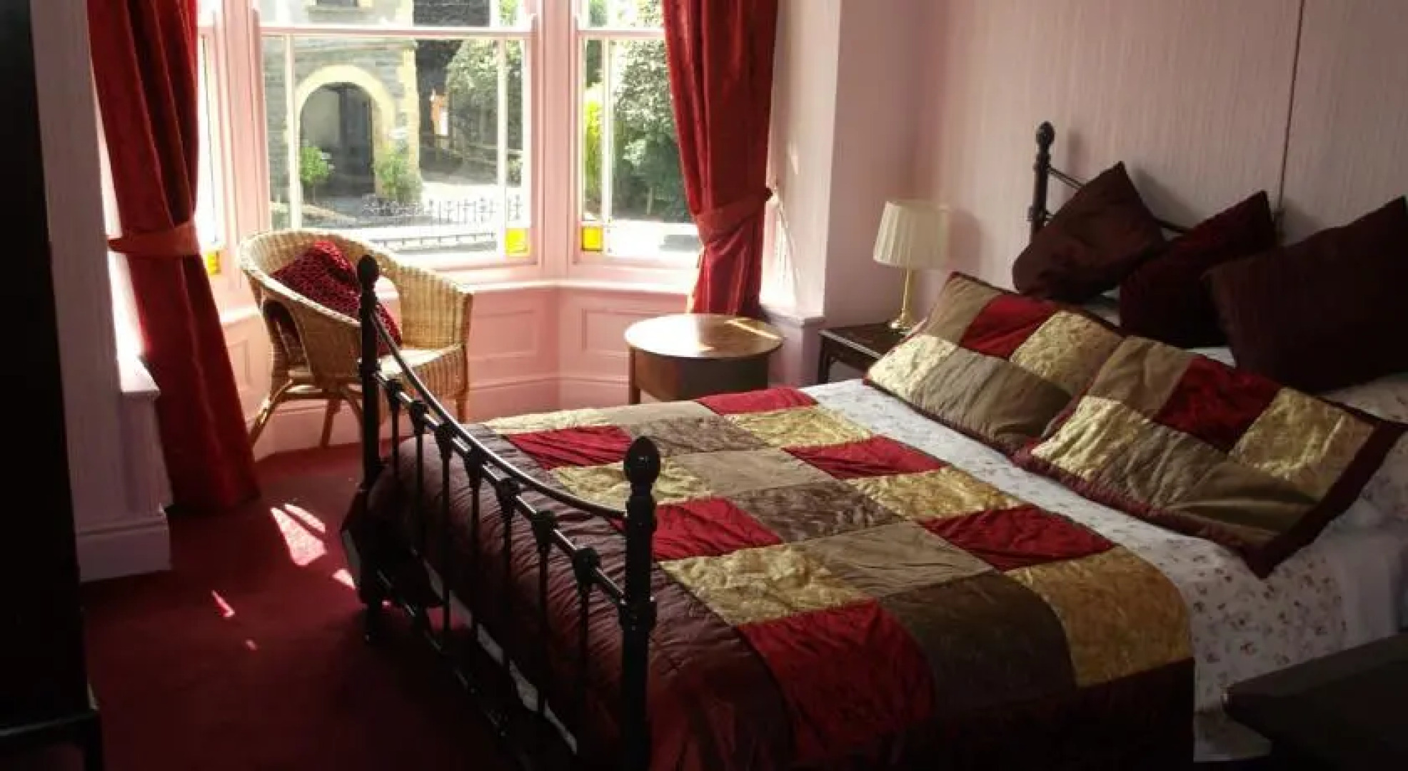 The Hollies Guest House