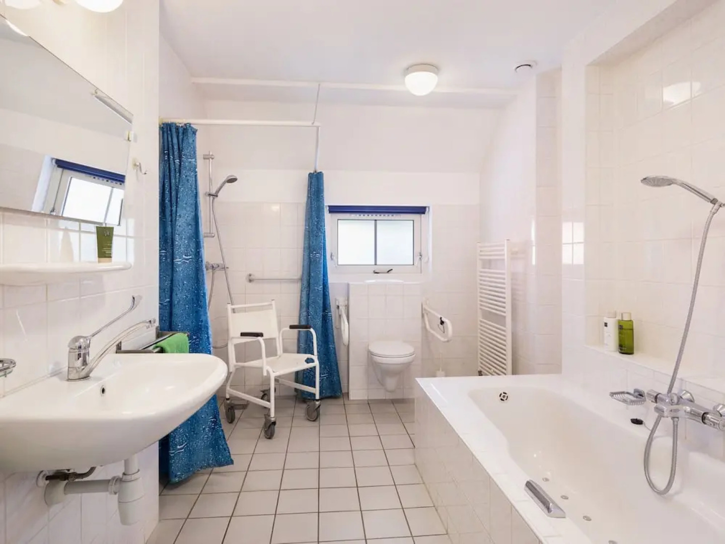 Romantic Villa With a Dishwasher, Near a National Park