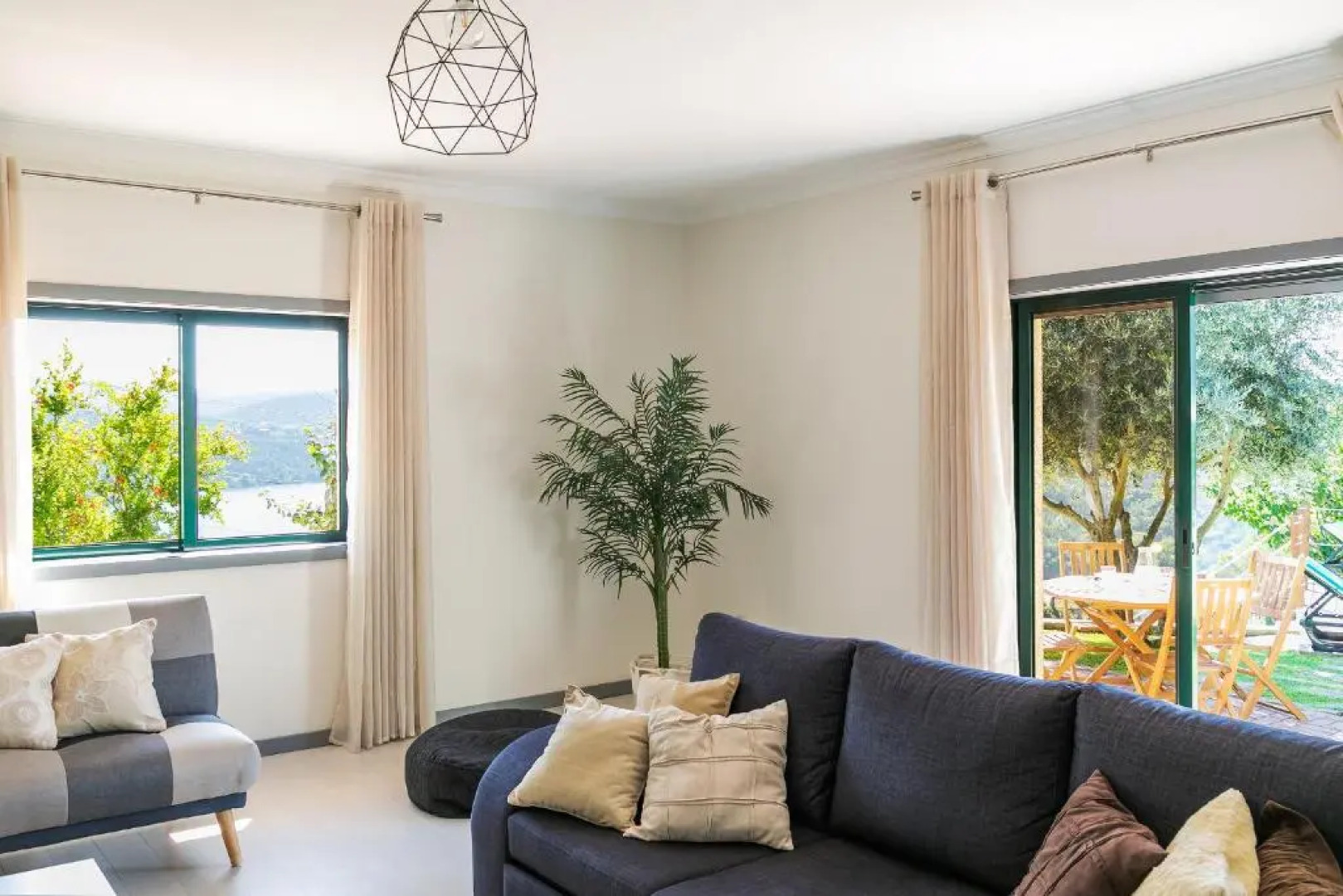 Stunning 3-bed-2-bath villa over Douro River;Porto city - WIFI-sleep 6-10