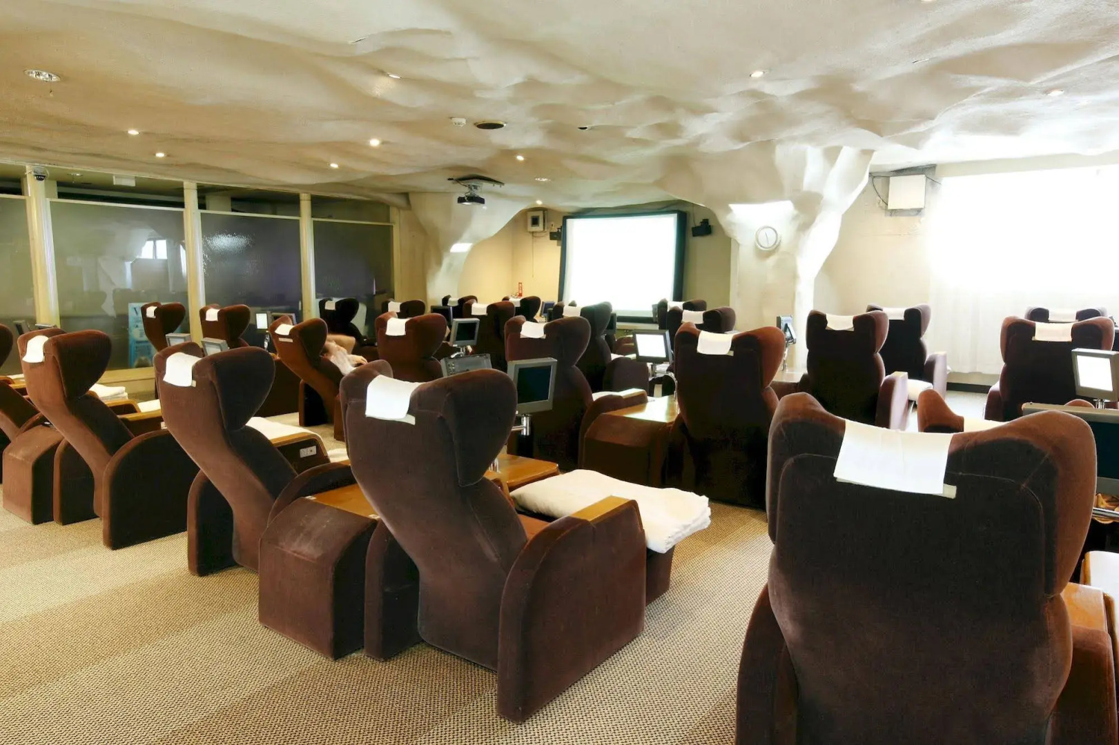 Spa Resort President - Male Only