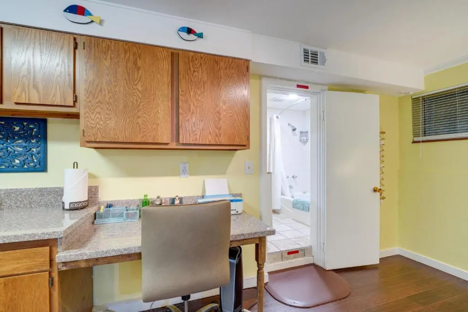 Santa Barbara Cozy Studio with Private Patio