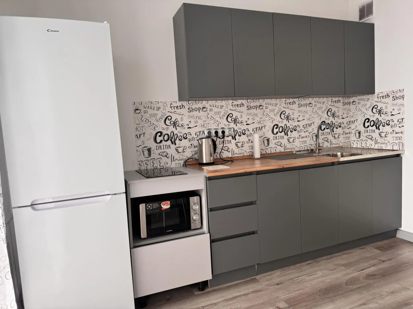 Апартаменты на улице Андрея Кушнера 32