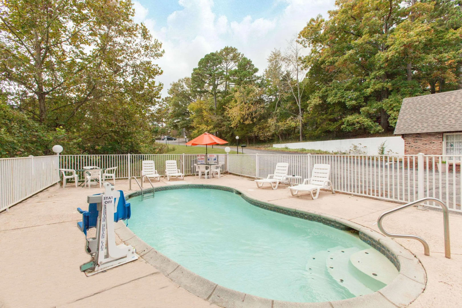 Days Inn by Wyndham Eureka Springs