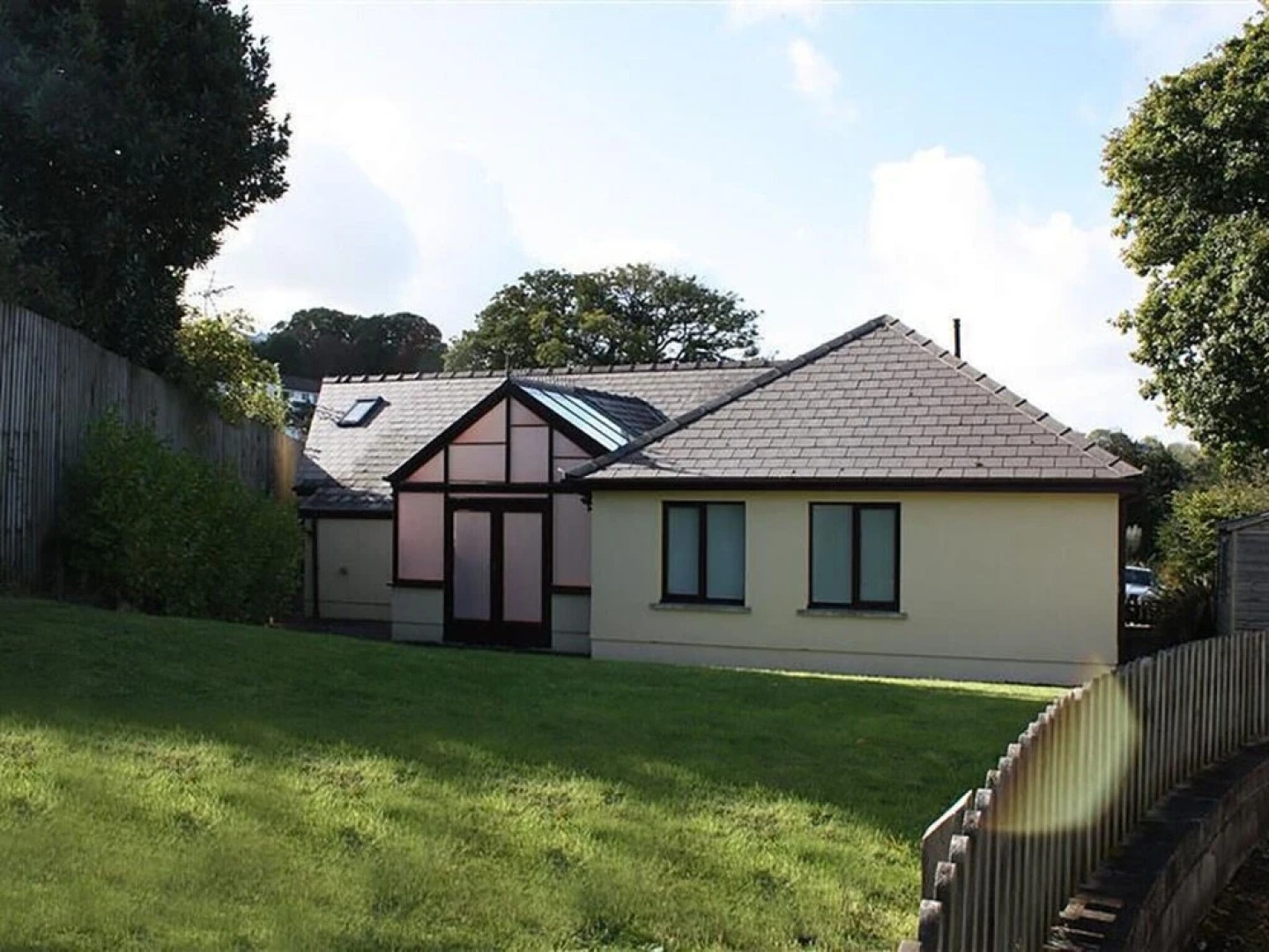 Luxurious Holiday Home in Saundersfoot With Fireplace
