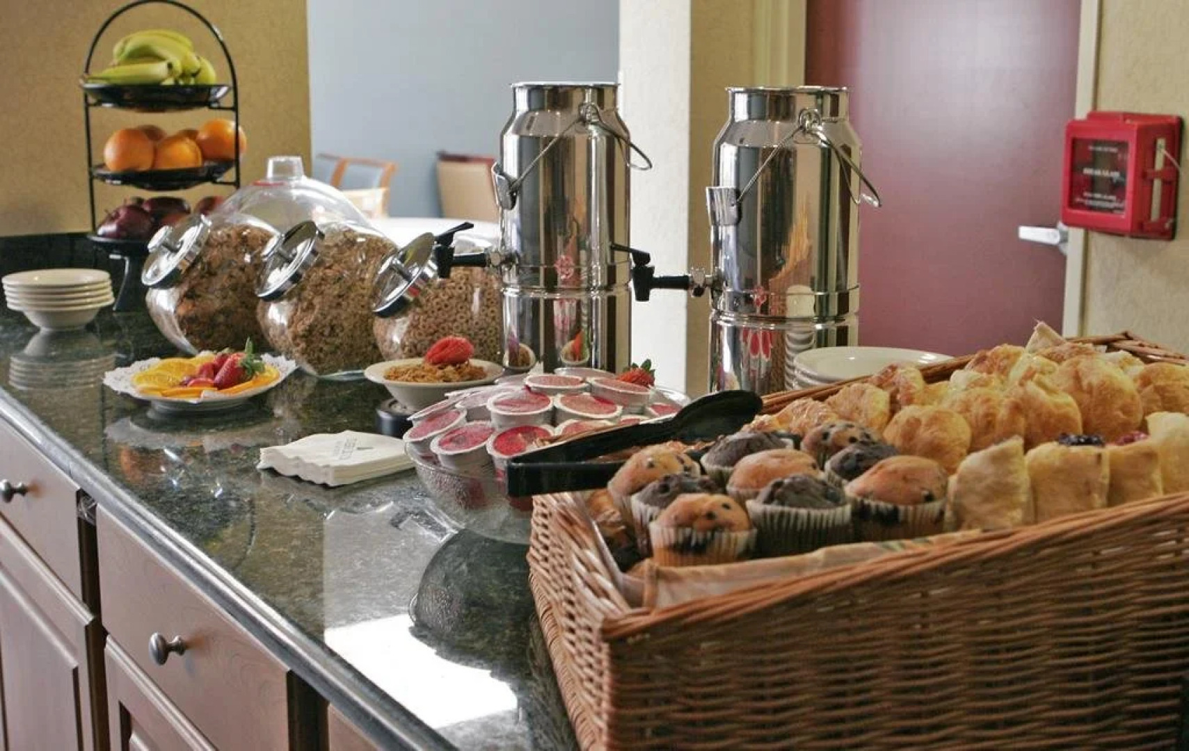 Silver Cloud Inn - Portland