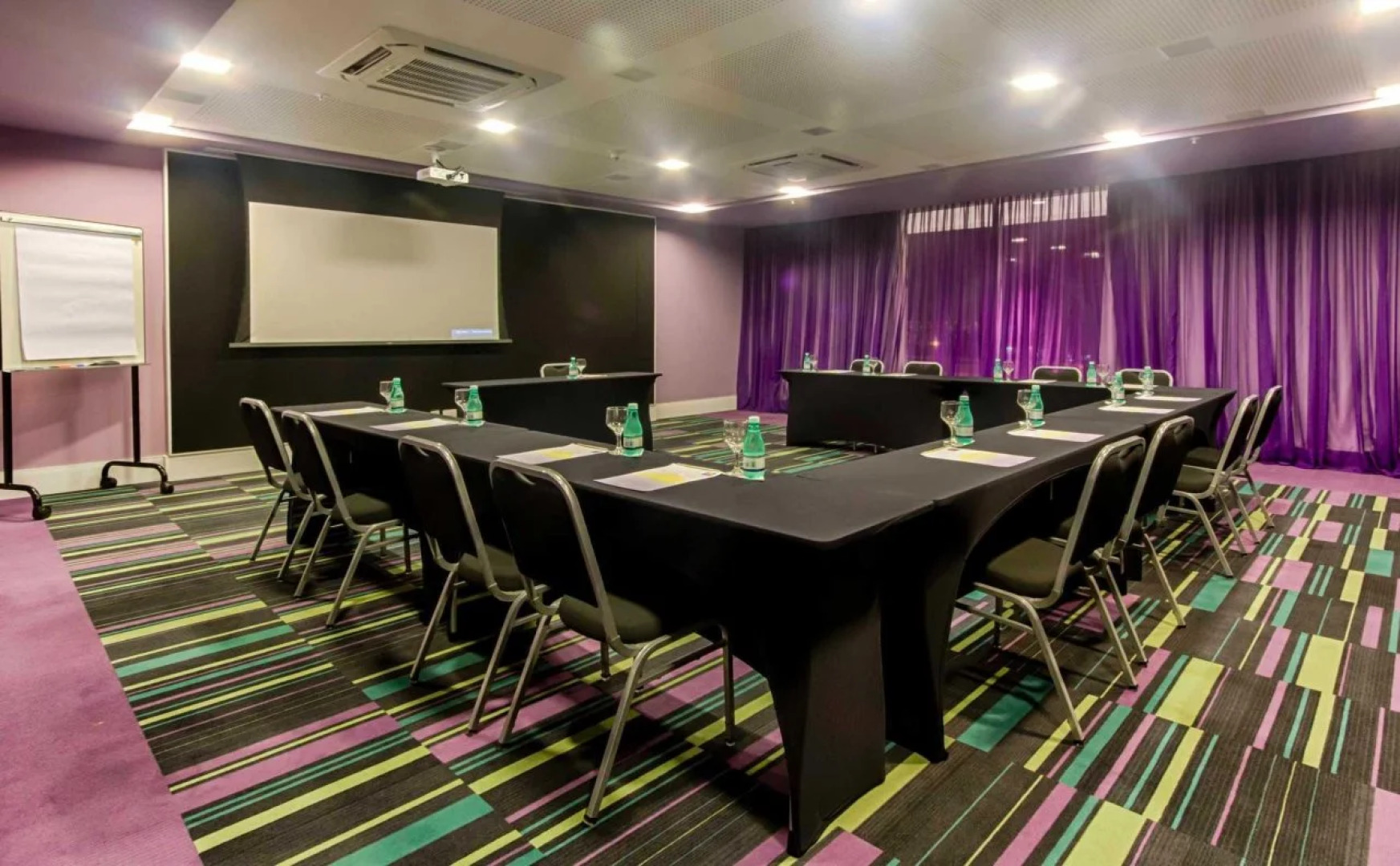 ibis Styles Confins Aeroporto