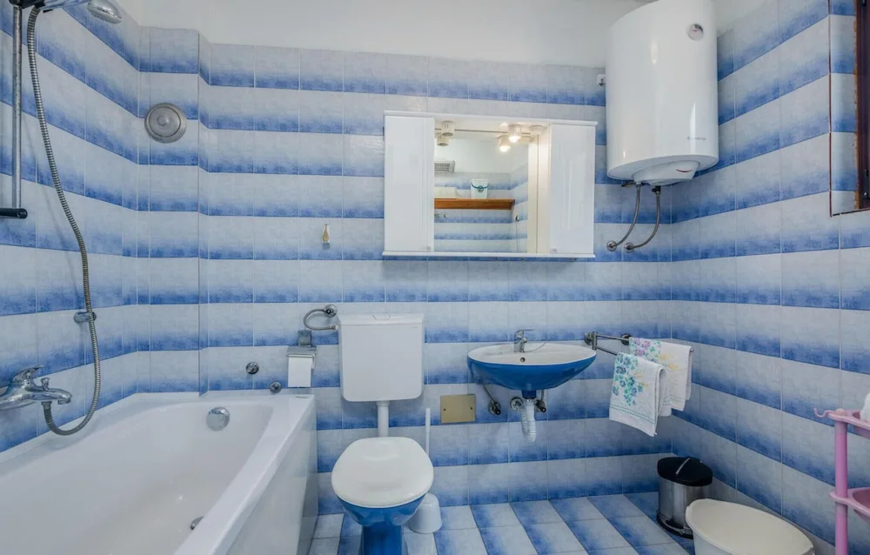 Nice Home in Malinska With Wifi and 3 Bedrooms