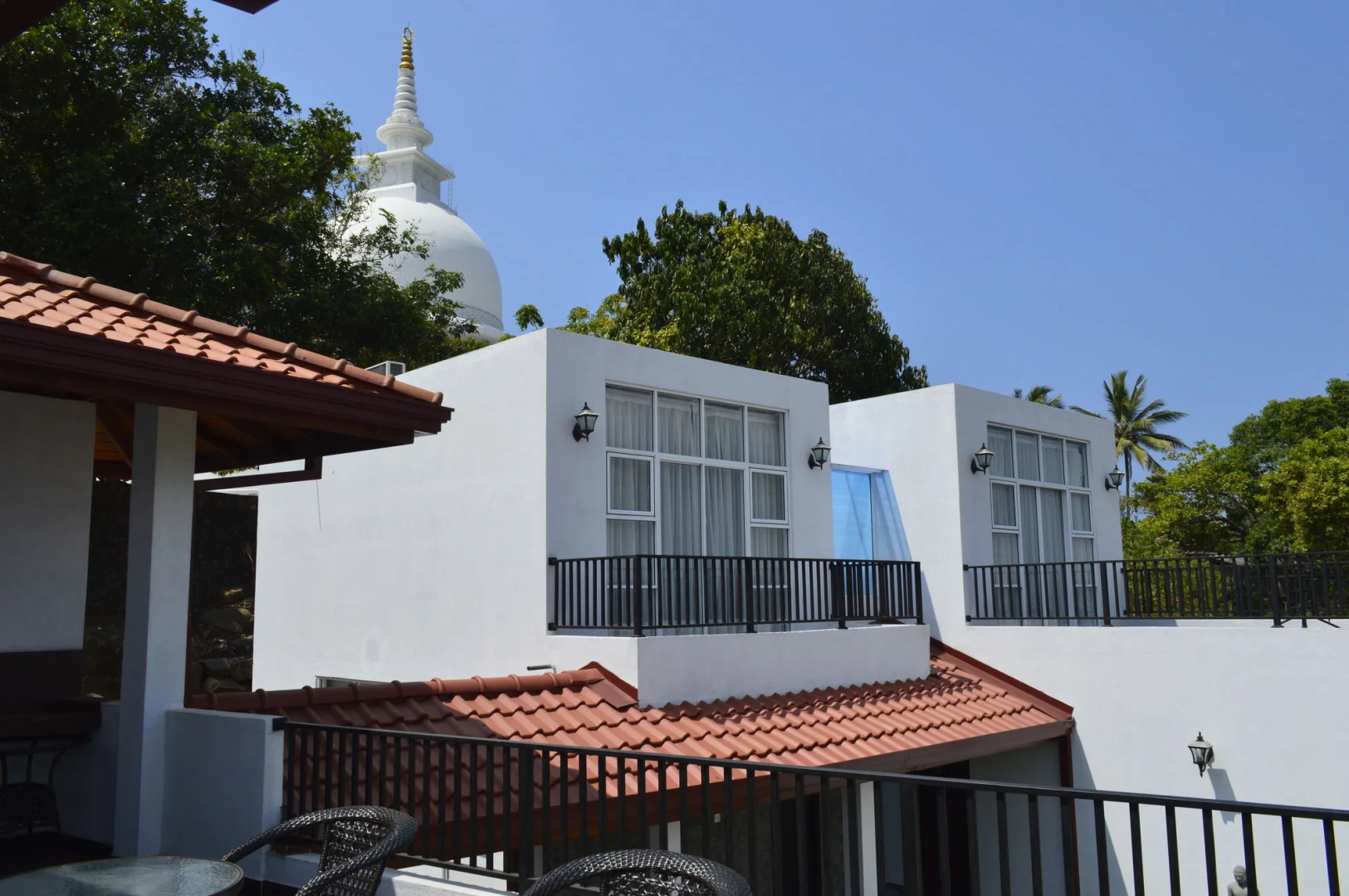 Villa Baywatch Rumassala