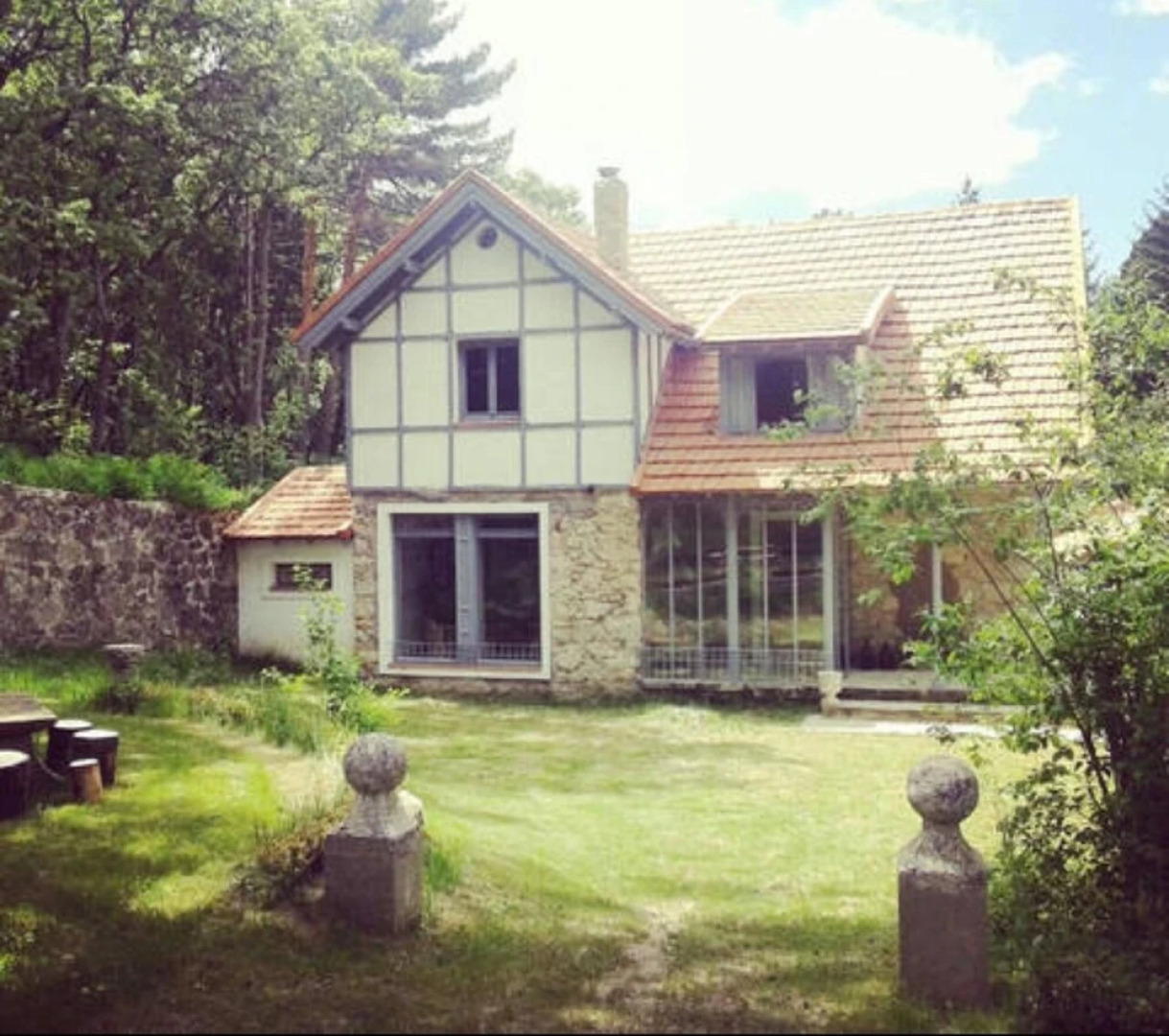 House With 4 Bedrooms in El Espinar, With Enclosed Garden and Wifi