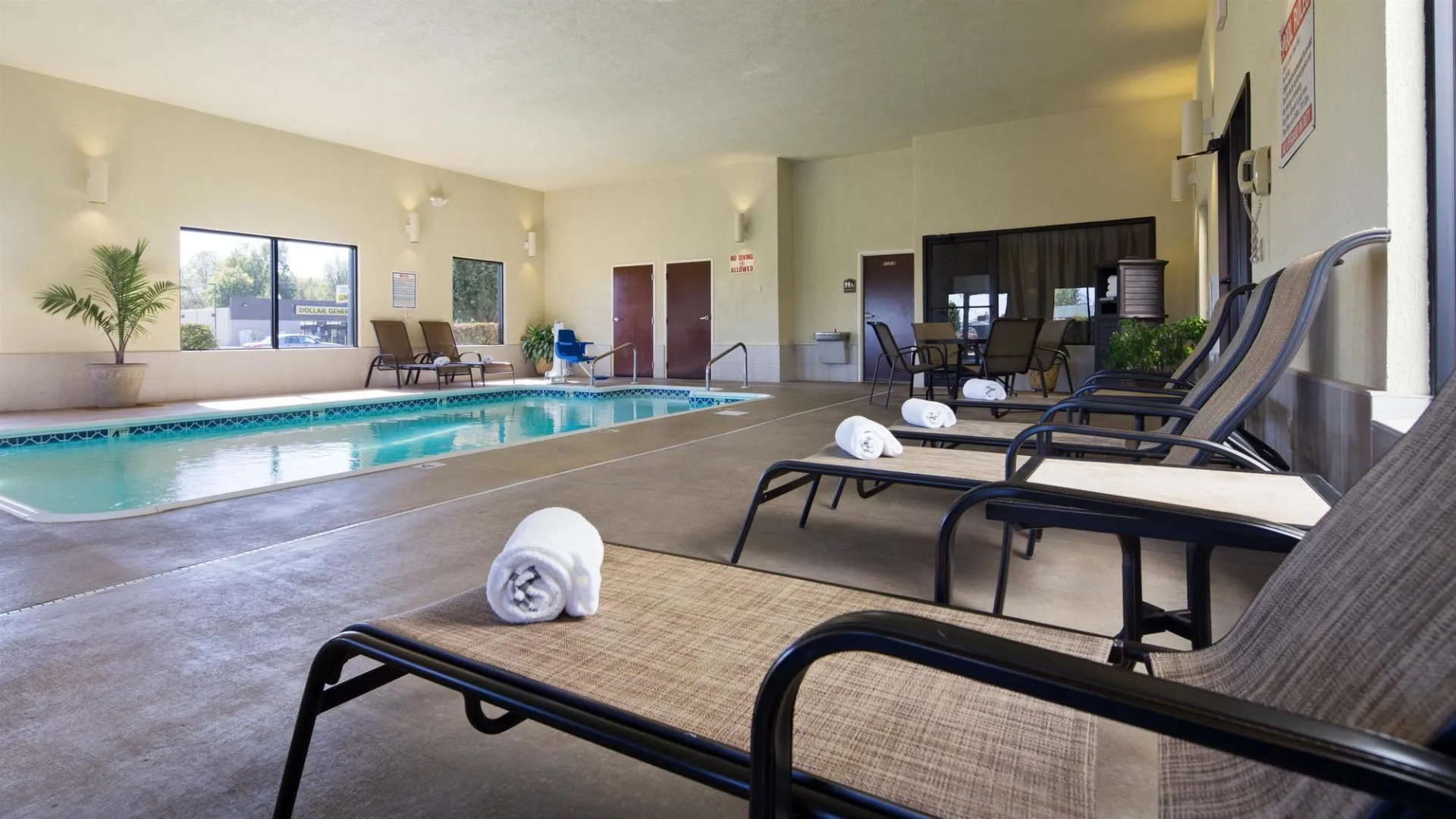 Best Western Plus Springfield Airport Inn