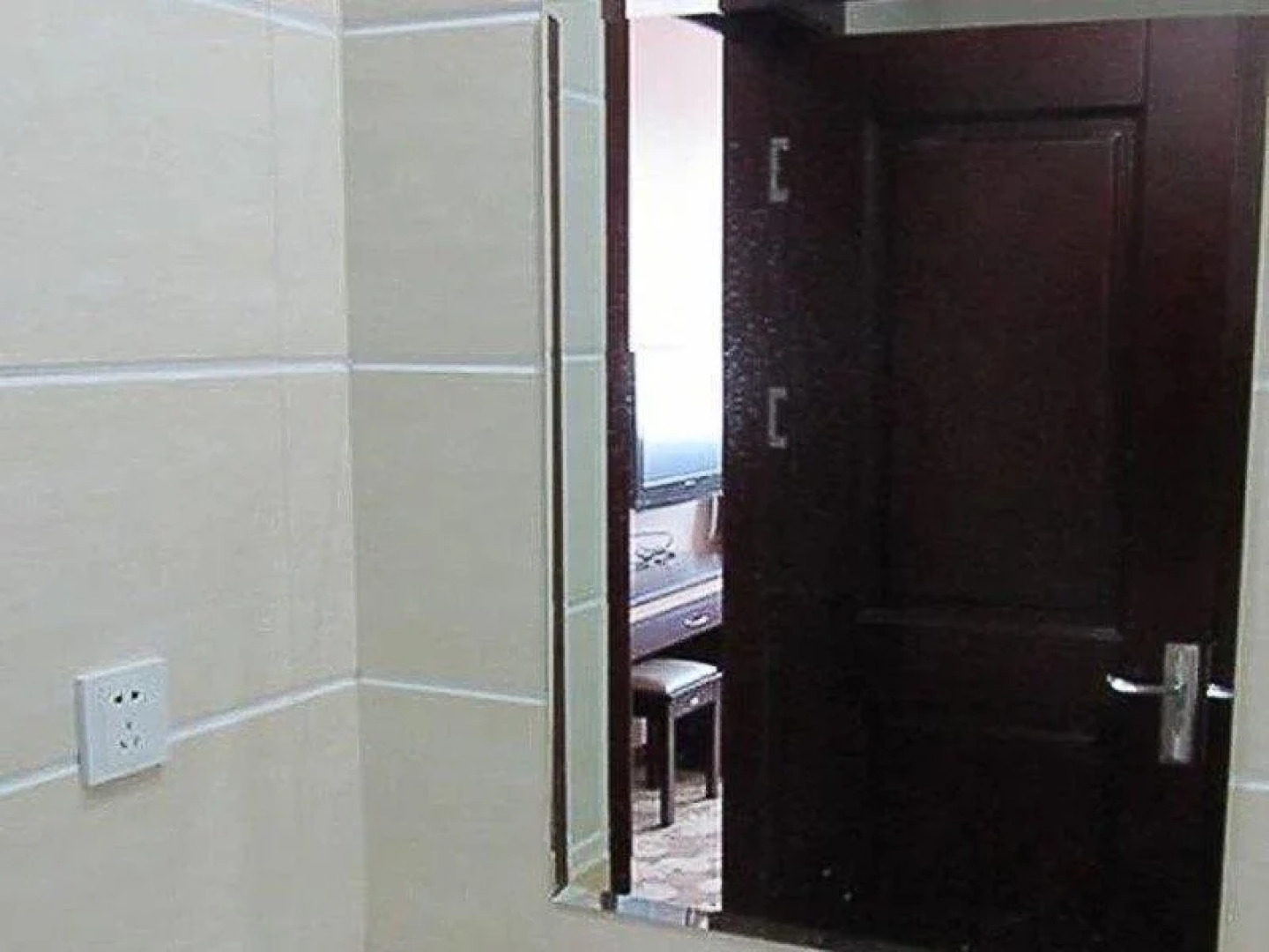 China Rushan Champs Elysees Hotel