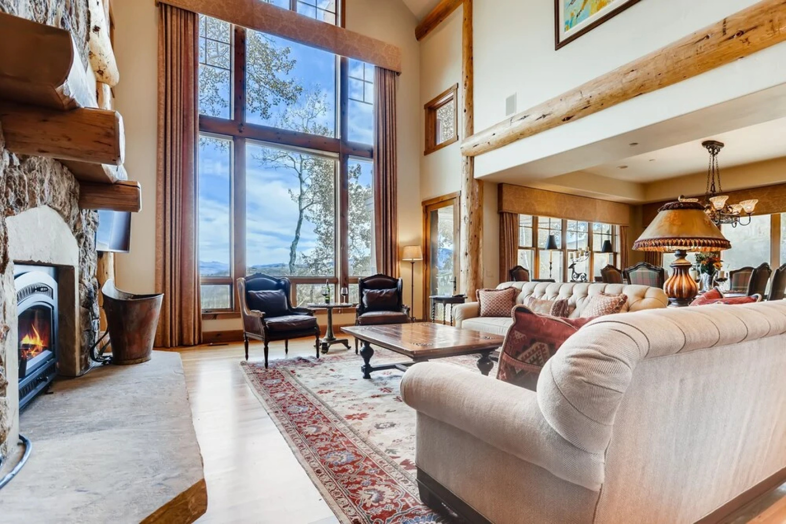Magnificent 4,500 Square Foot Ski 5 Bedroom Home