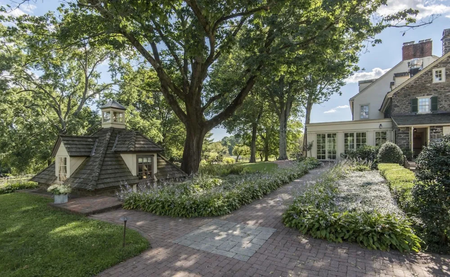 The Inn at Grace Winery