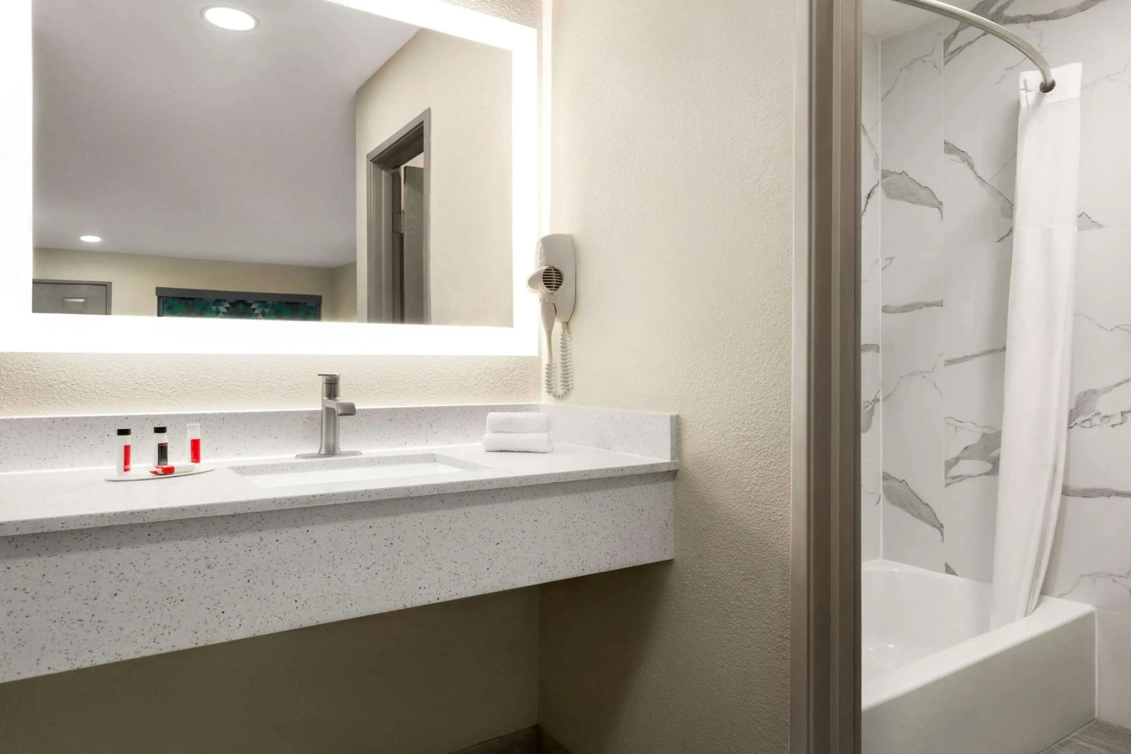 Days Inn by Wyndham Ruidoso Downs