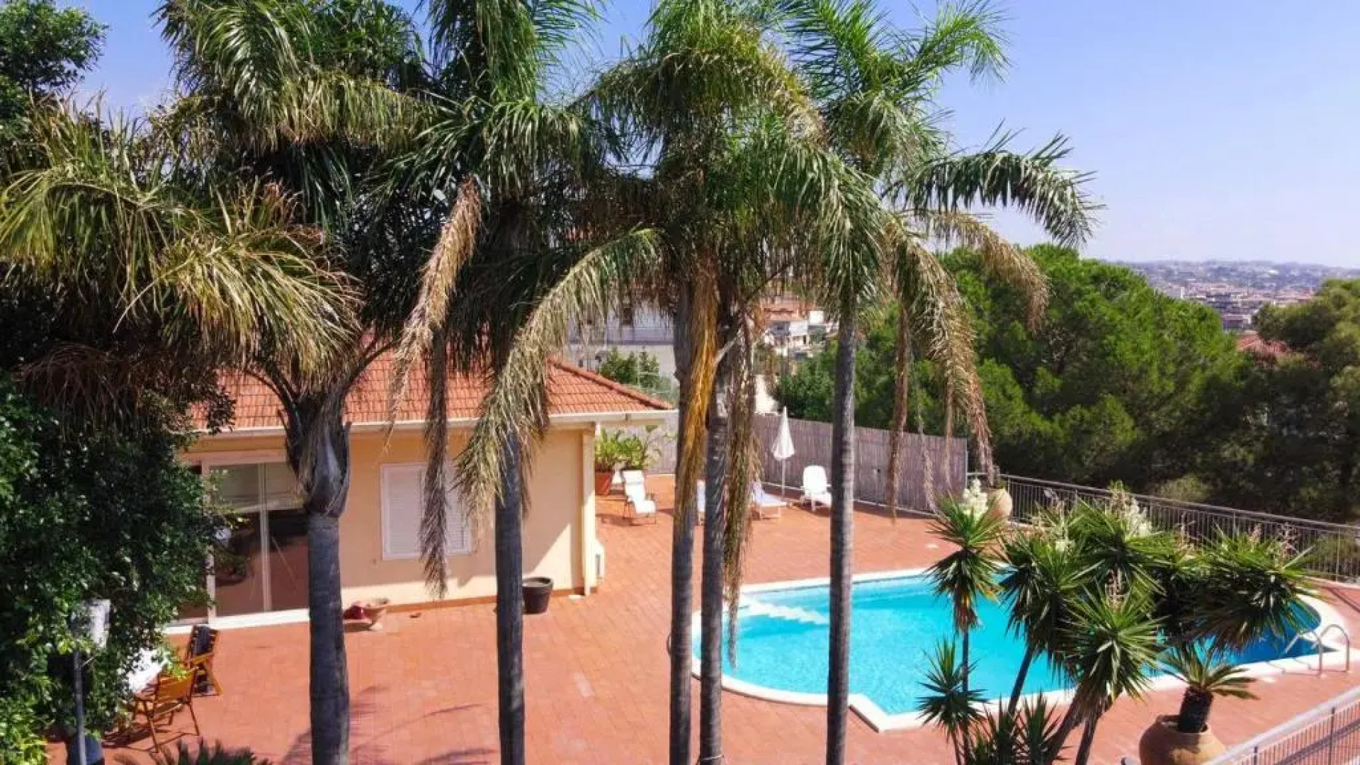 Holiday flower villa panoramica sul golfo di Catania