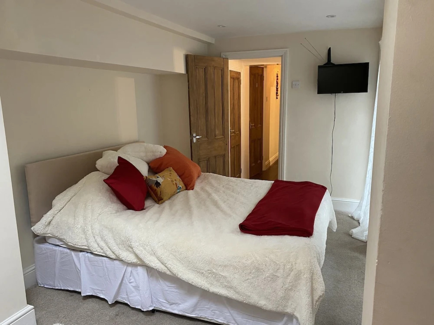 Immaculate 1-bed Apartment Near the River Thames