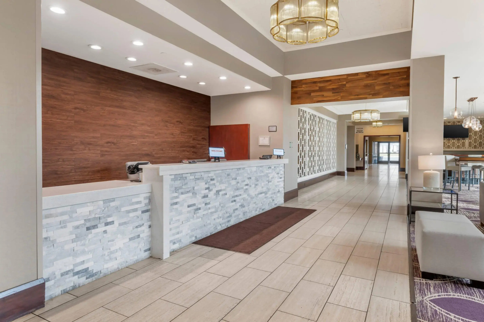 Comfort Inn Brooklyn Center