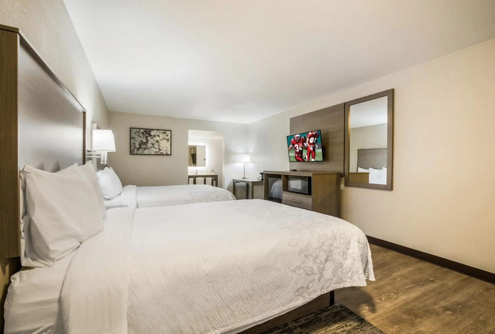 Red Roof PLUS+ Chula Vista