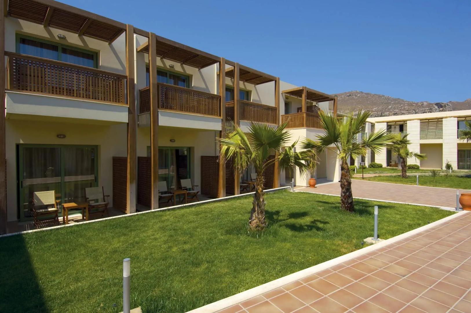 Giannoulis – Grand Bay Beach Resort - Adults Only