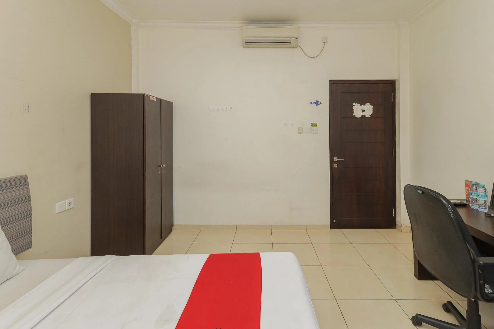 RedDoorz near Juanda Airport T1