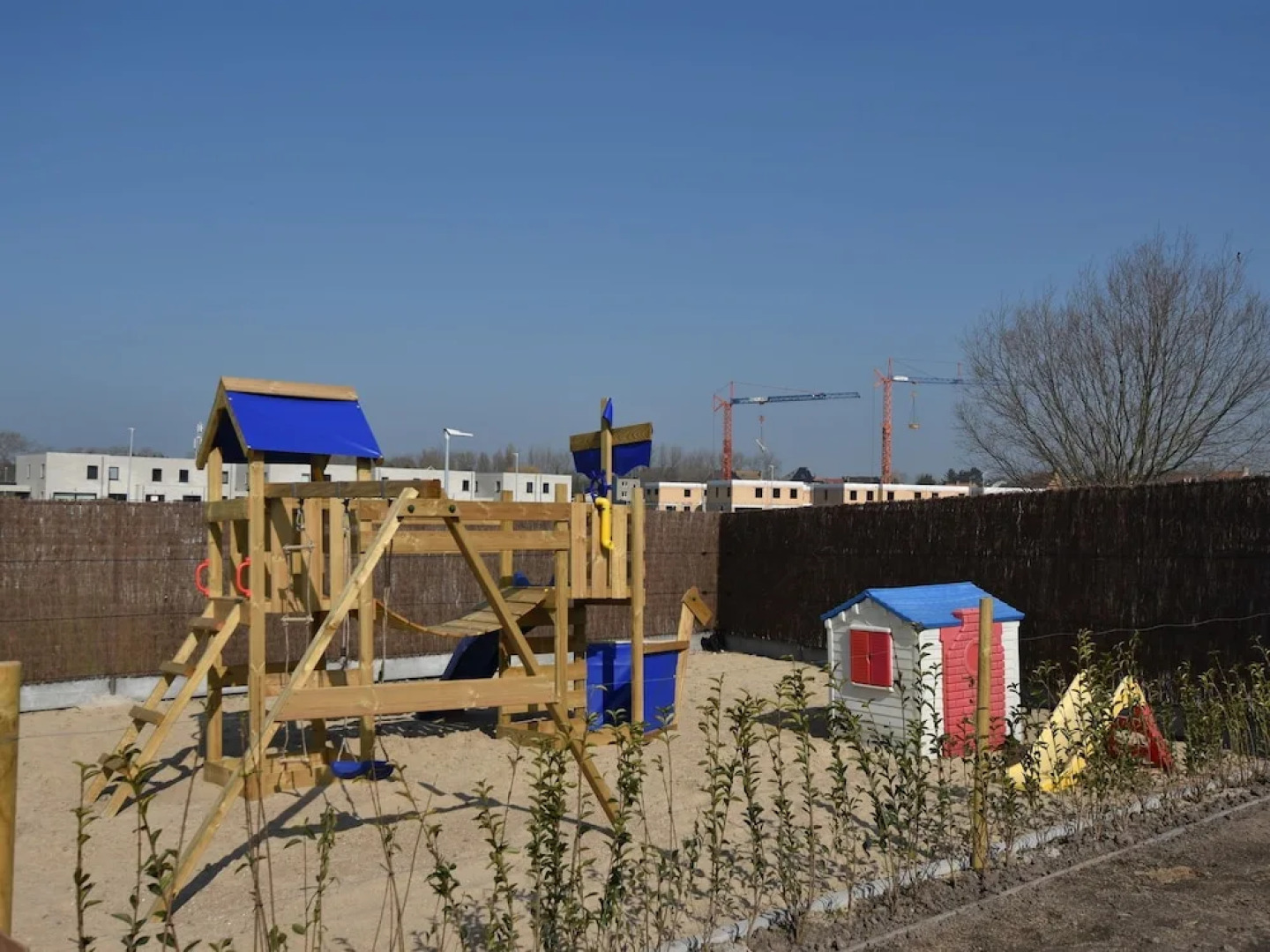 Spacious Holiday Home in Middelkerke with Hot Tub