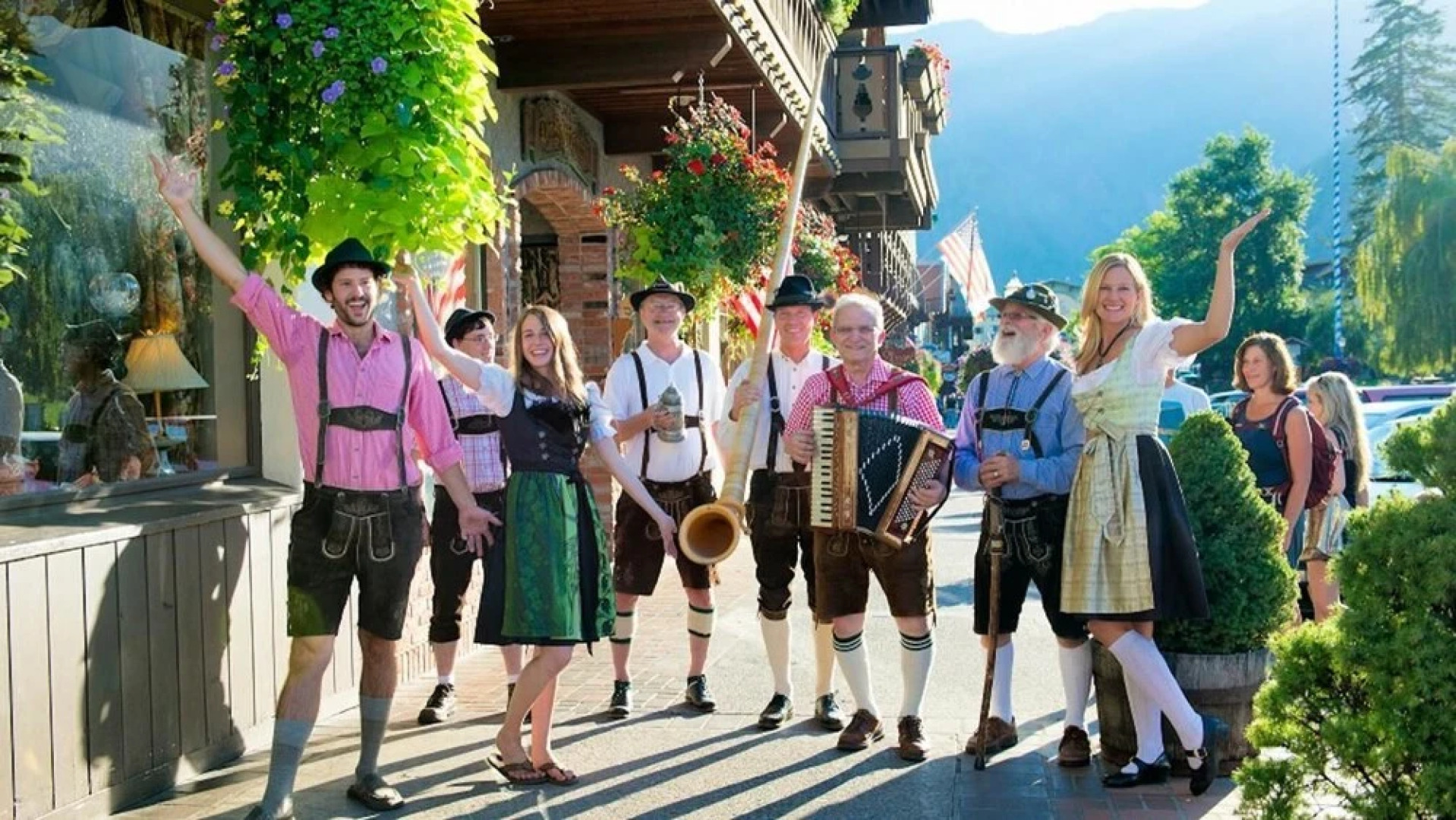 Mountain Acres - Four Bedroom Cabin with Hot Tub