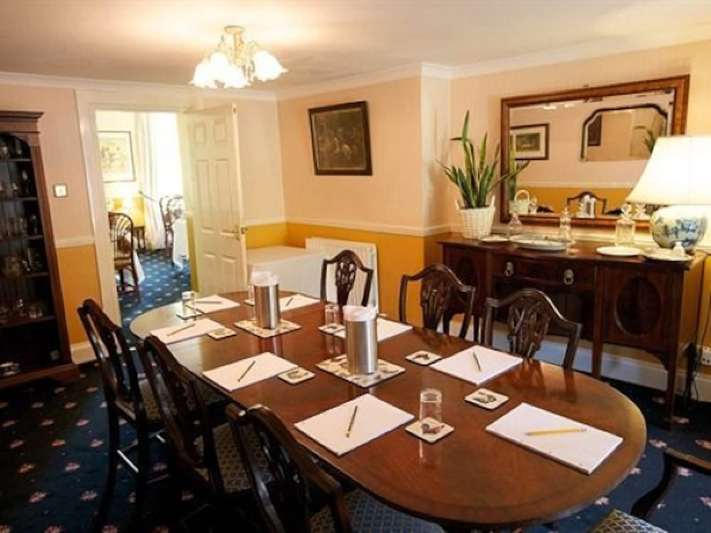 Farthings Hotel and Restaurant