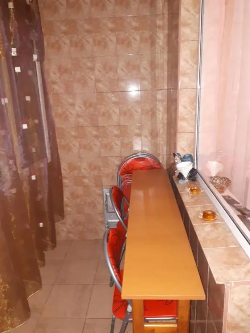 apartament 2 camere semidecomandat "LA GICU"