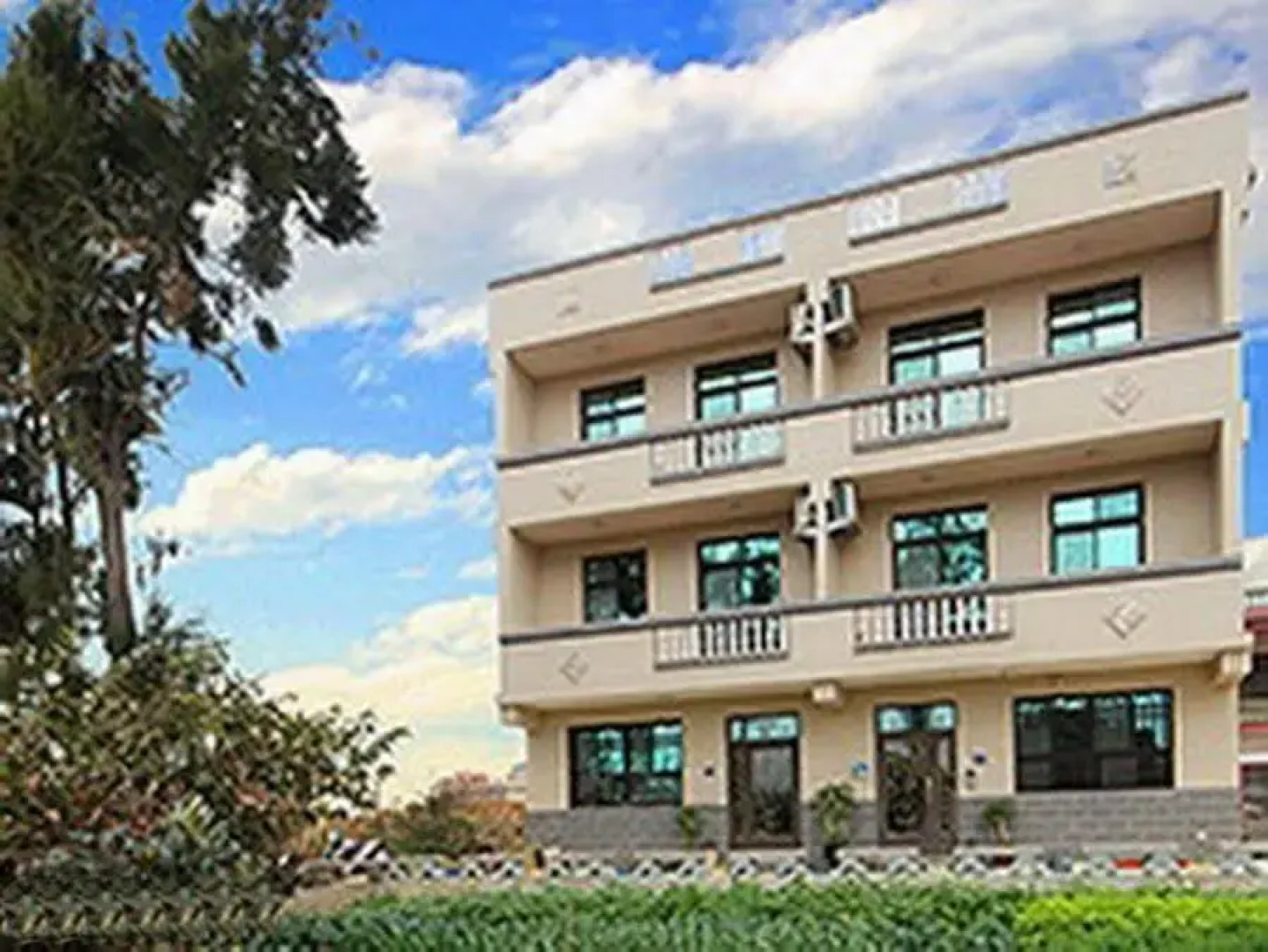 Travel Bird Bed And Breakfast