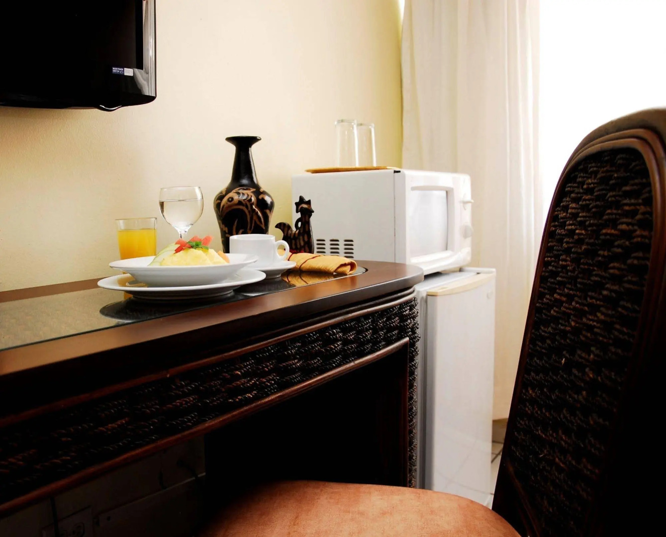 Aparthotel Guijarros