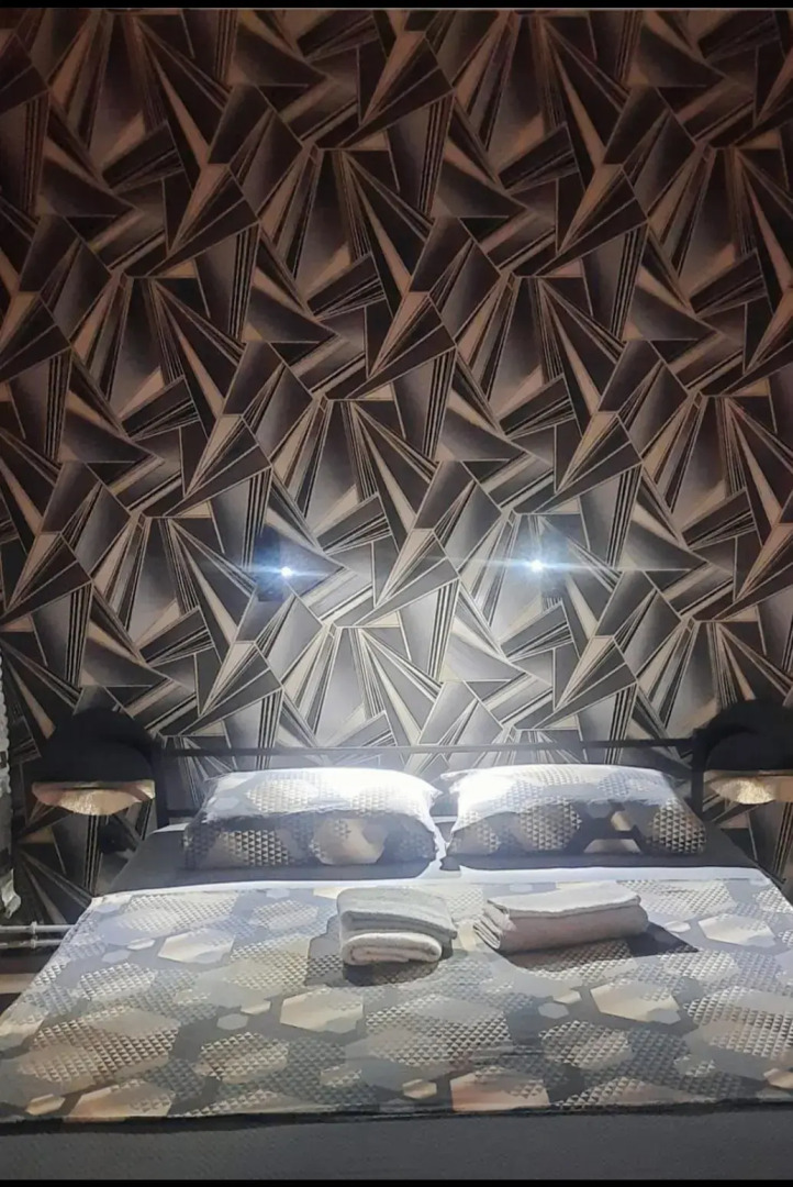 Квартира посуточно в 3м микрорайоне 16