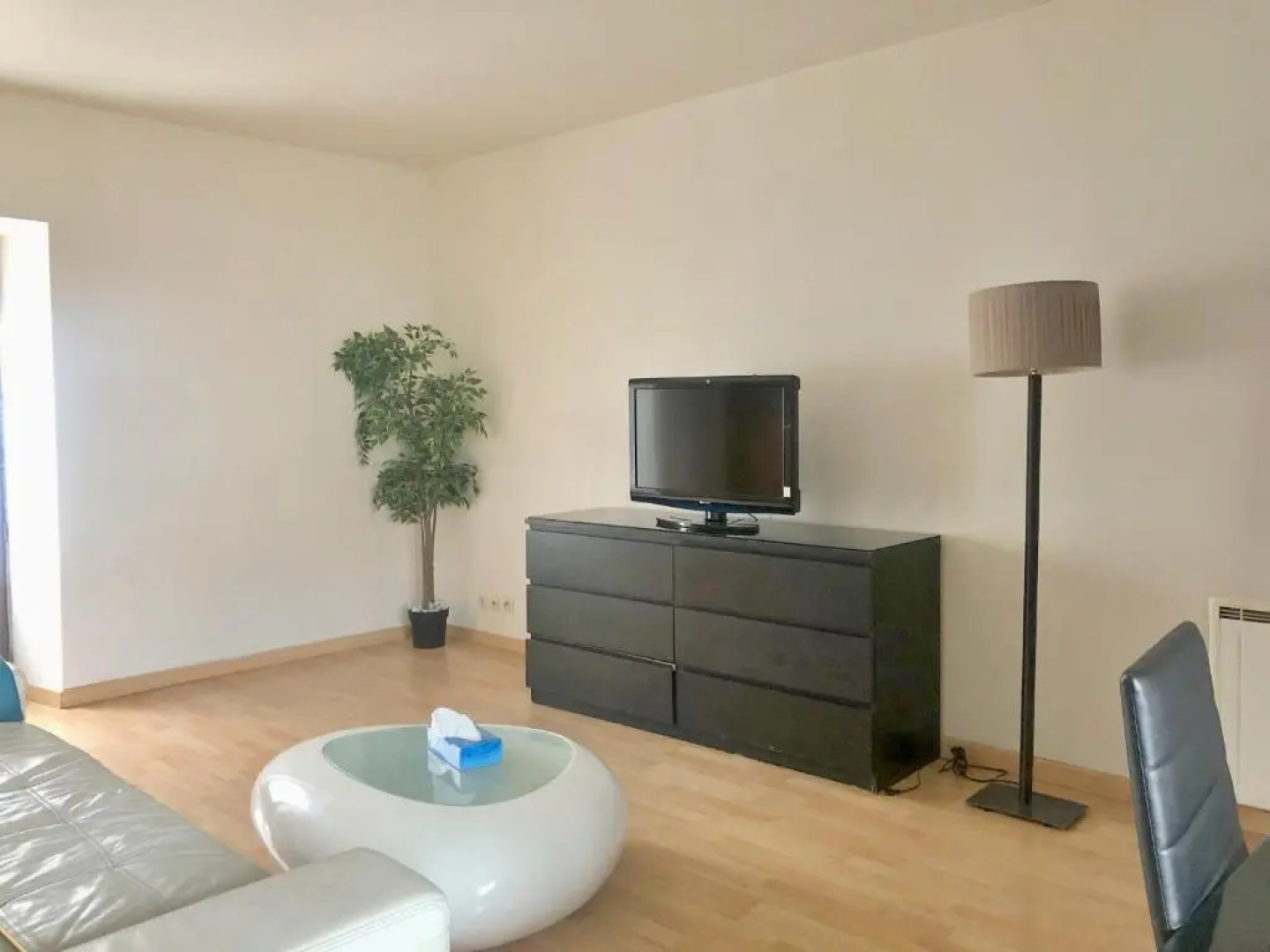 Duplex 2 chambres 4 personnes - Bourg de Saclay