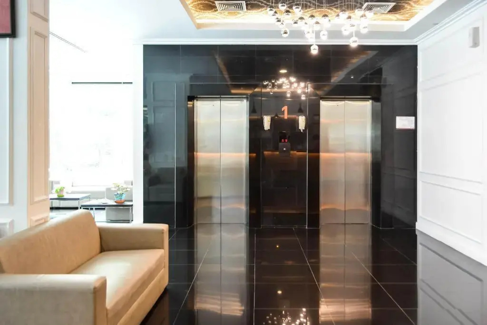 Picnic Hotel Bangkok