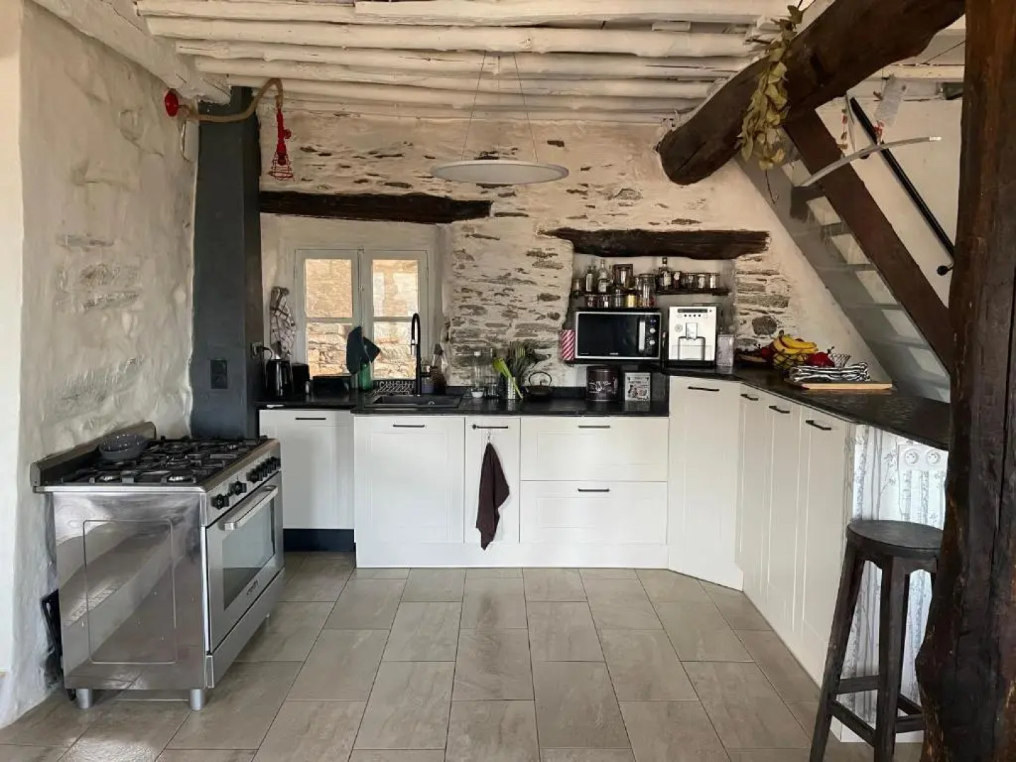 La Villa du Pressoir - authentique et spacieuse.