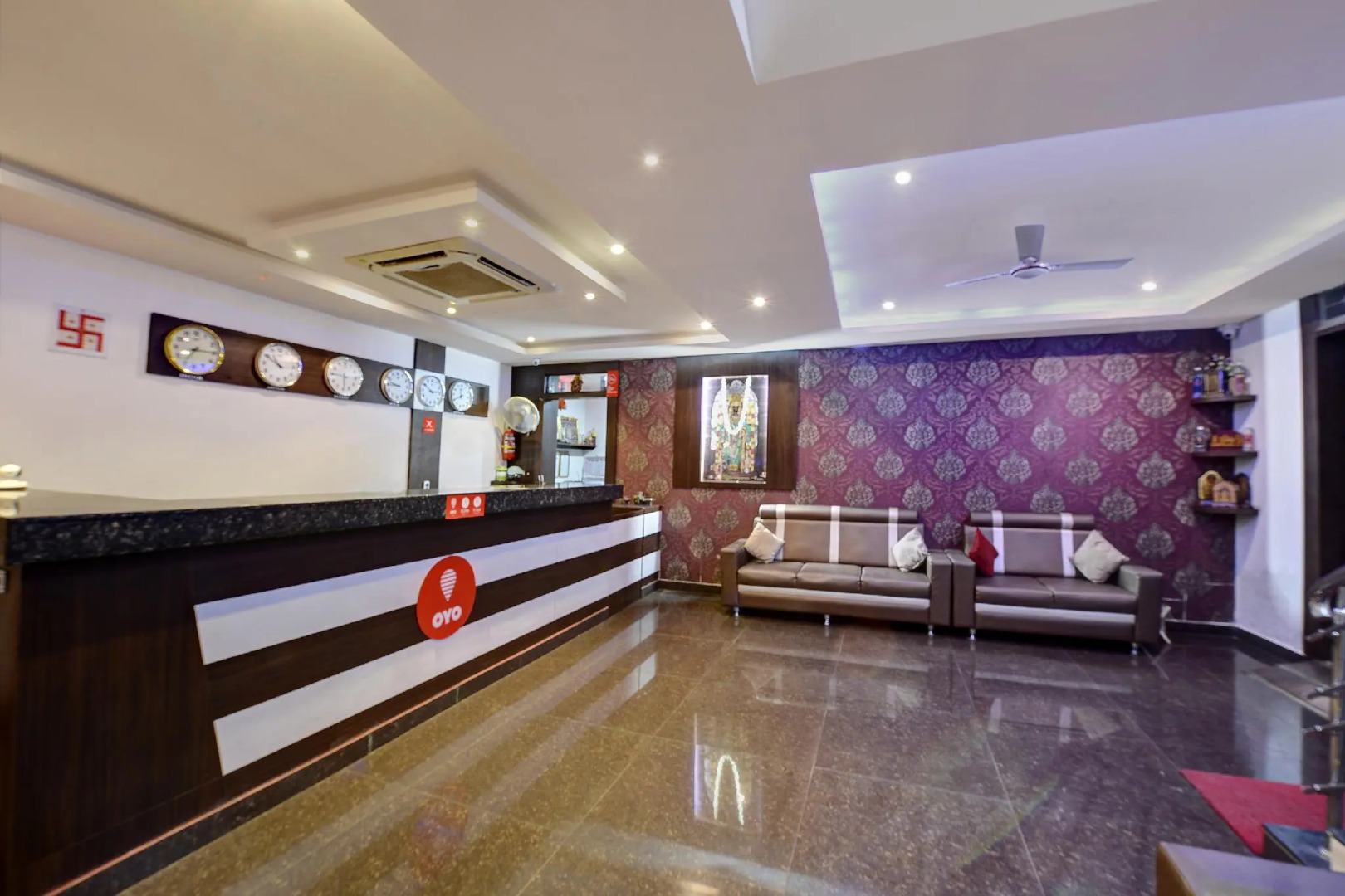 Capital O Hotel Samanvi International