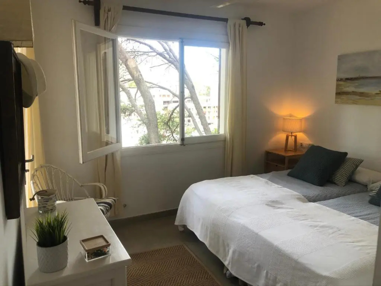 The Charmy Villa Can Botana 8