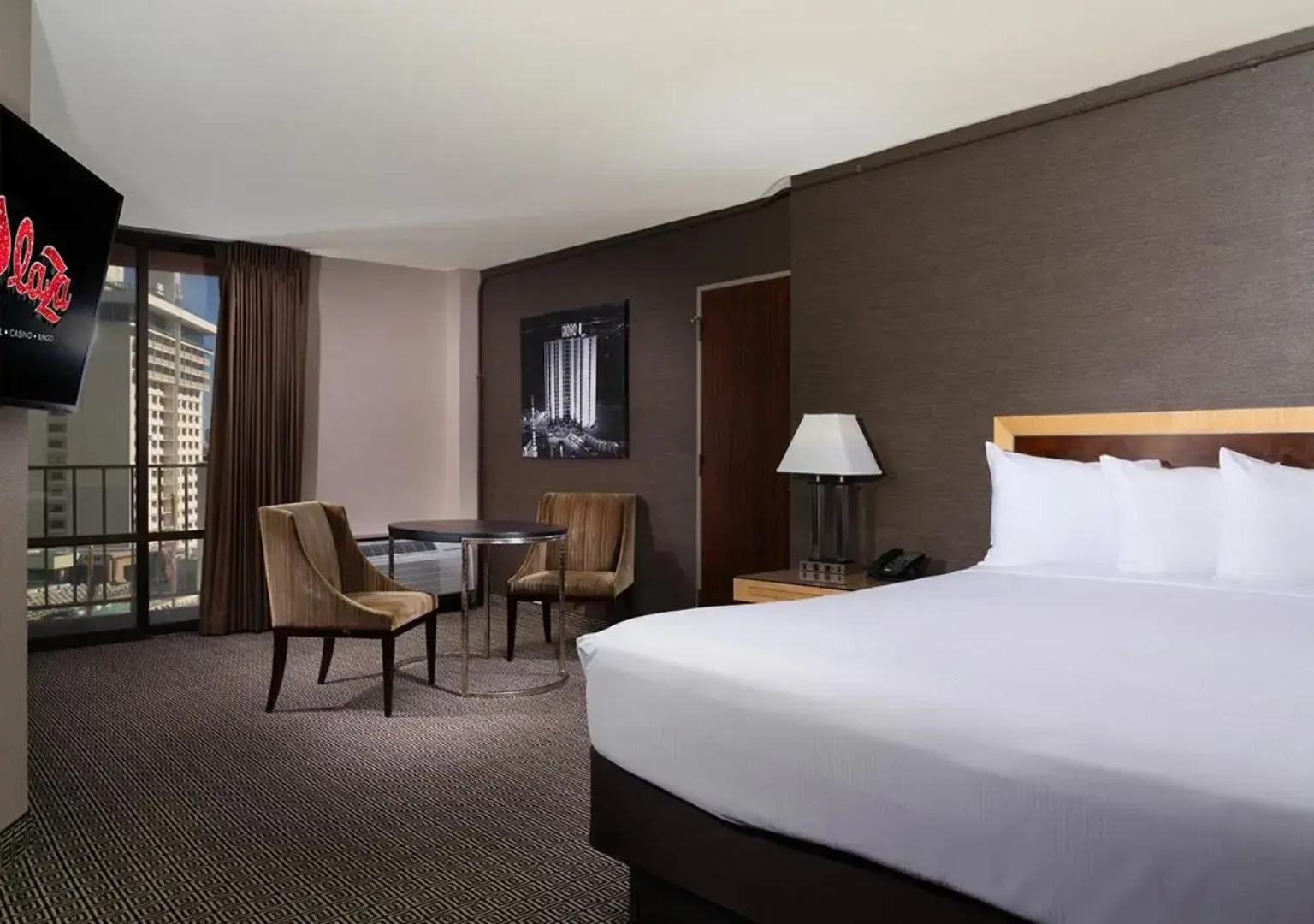 Отель Plaza and Casino